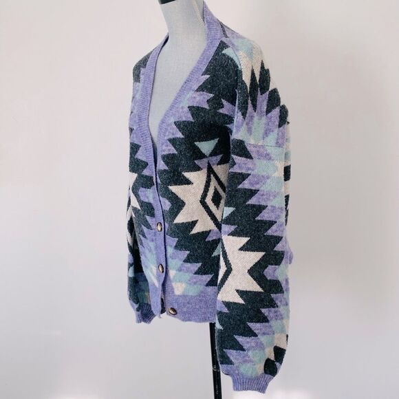 Hyfve Women’s Long Sleeve Lavender Geometric Button Cardigan Oversized sz S - Picture 7 of 15